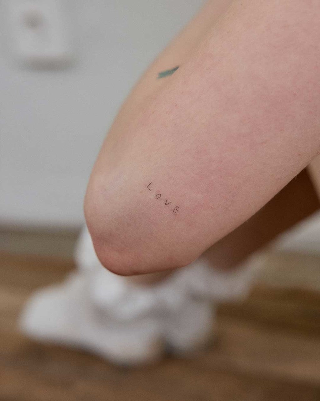 2週間で消えるタトゥーシール | SOP #01